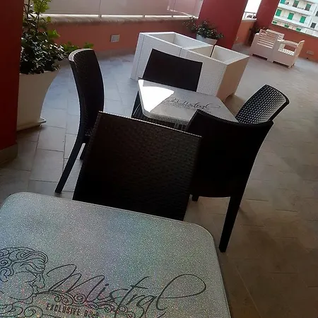 Couette-café Mistral Exclusive 4*